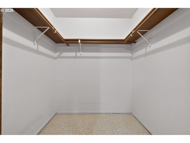 1668 Nw 14TH Dr, Gresham, OR 97030