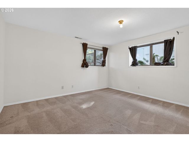 1668 Nw 14TH Dr, Gresham, OR 97030