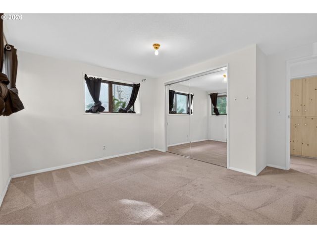 1668 Nw 14TH Dr, Gresham, OR 97030