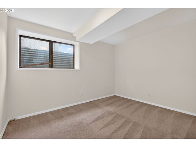 1668 Nw 14TH Dr, Gresham, OR 97030