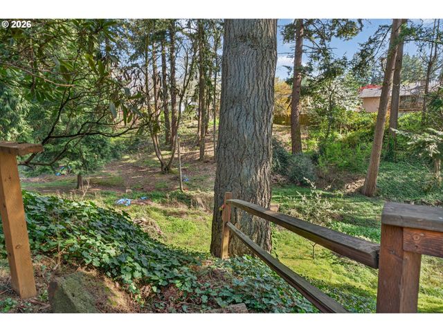 1668 Nw 14TH Dr, Gresham, OR 97030