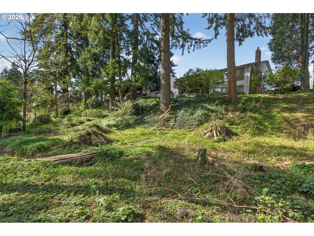 1668 Nw 14TH Dr, Gresham, OR 97030