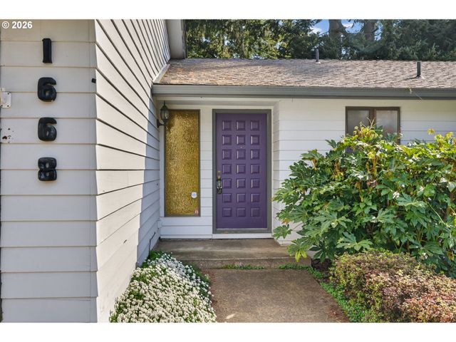 1668 Nw 14TH Dr, Gresham, OR 97030