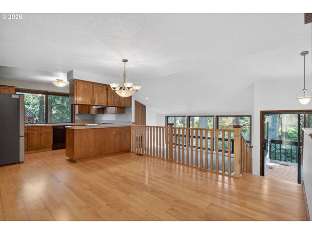 1668 Nw 14TH Dr, Gresham, OR 97030