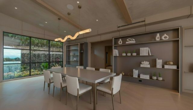 184 Lolowaa Pl, Kihei, HI 96753