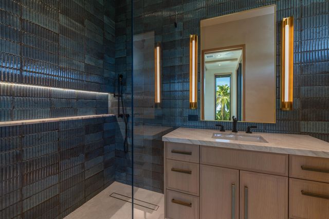 184 Lolowaa Pl, Kihei, HI 96753