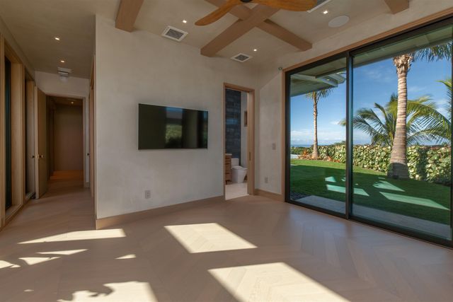 184 Lolowaa Pl, Kihei, HI 96753