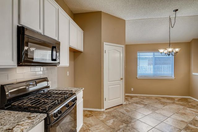 3742 Newland DR, Round Rock, TX 78681