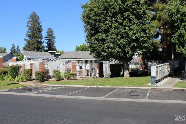 2600 Brookside Drive 128, Bakersfield, CA 93311