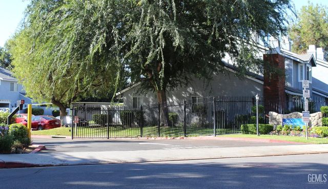 2600 Brookside Drive 128, Bakersfield, CA 93311