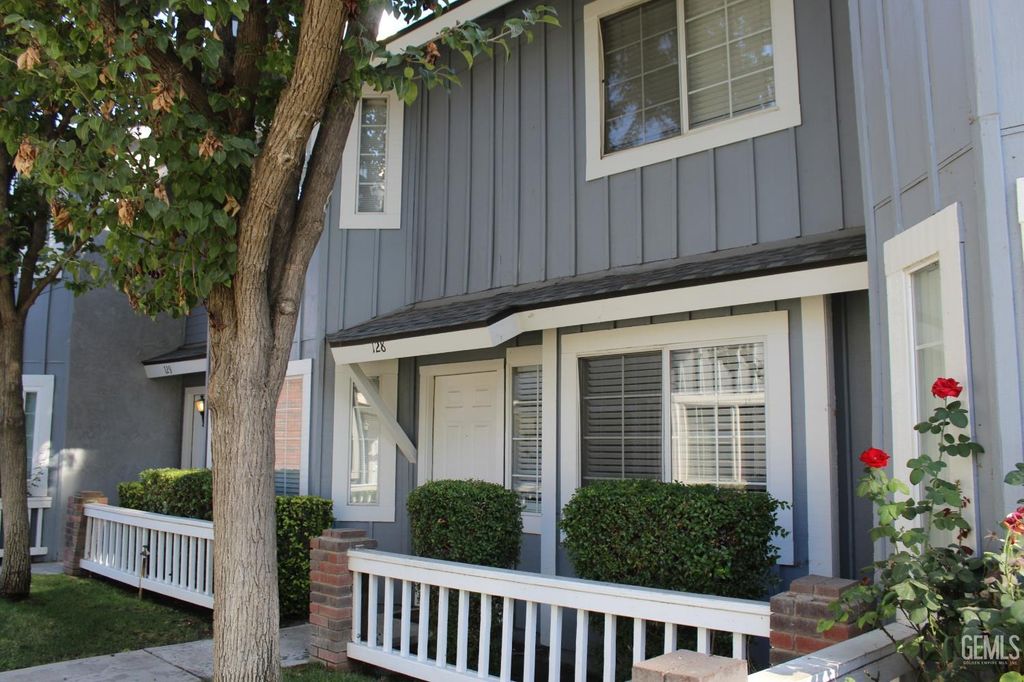 2600 Brookside Drive 128, Bakersfield, CA 93311