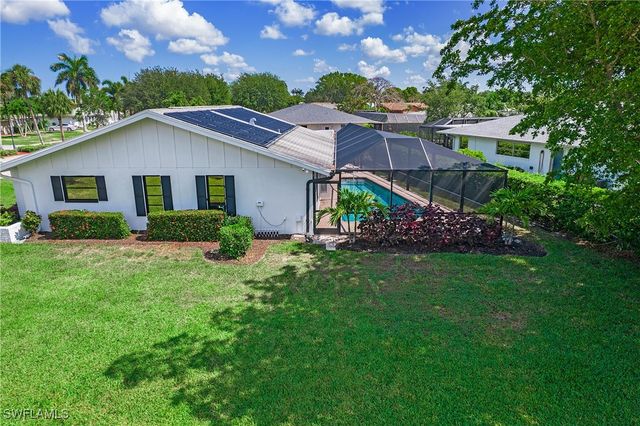 27 Pebble Beach BLVD, Naples, FL 34113