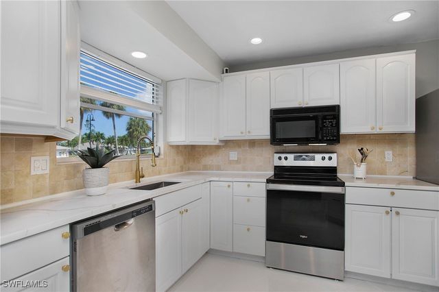 27 Pebble Beach BLVD, Naples, FL 34113