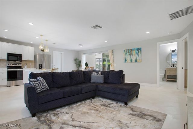 27 Pebble Beach BLVD, Naples, FL 34113