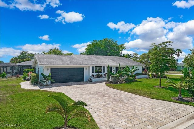27 Pebble Beach BLVD, Naples, FL 34113