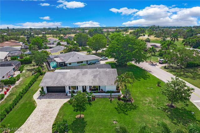 27 Pebble Beach BLVD, Naples, FL 34113