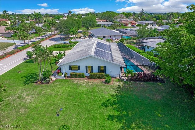 27 Pebble Beach BLVD, Naples, FL 34113