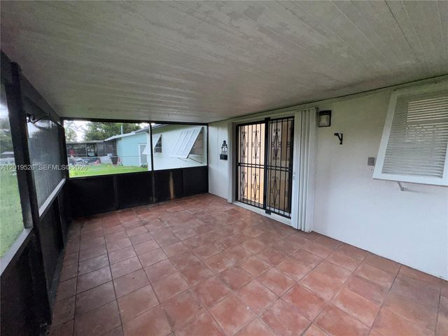 18225 SW 94th Avenue, Palmetto Bay, FL 33157