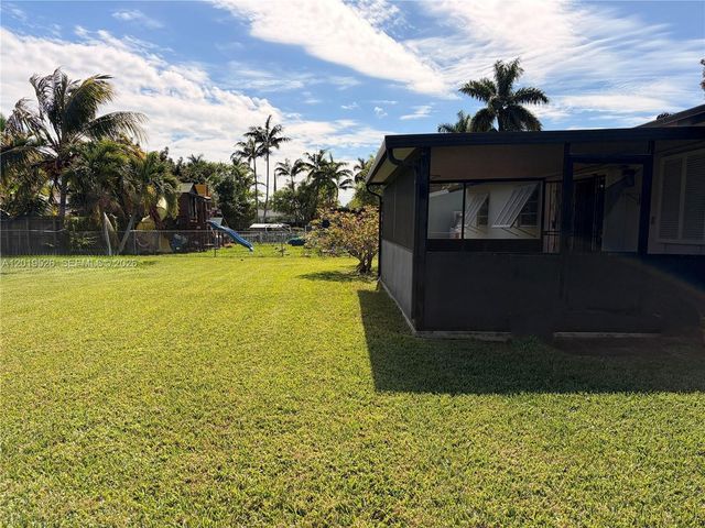 18225 SW 94th Avenue, Palmetto Bay, FL 33157