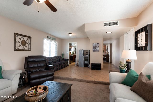 3952 W LUPINE Avenue, Phoenix, AZ 85029