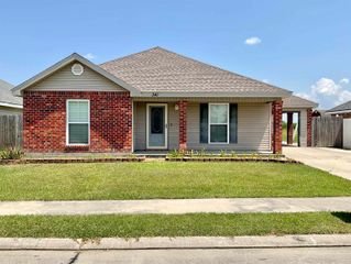 341 Daralyn Drive, Houma, LA 70363