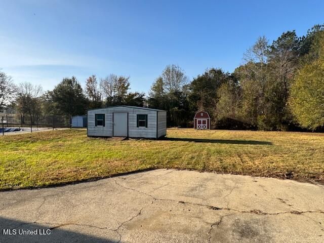 18039 Robinwood Drive, Saucier, MS 39574