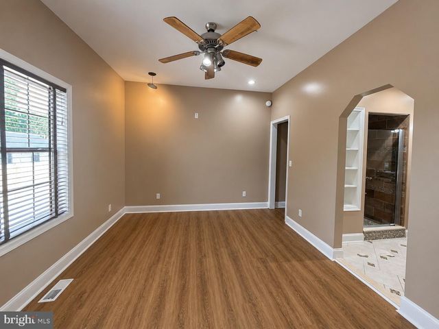 9 SPRUCE ST, Delmar, MD 21875