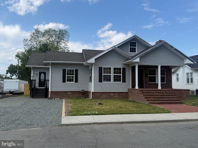 9 SPRUCE ST, Delmar, MD 21875