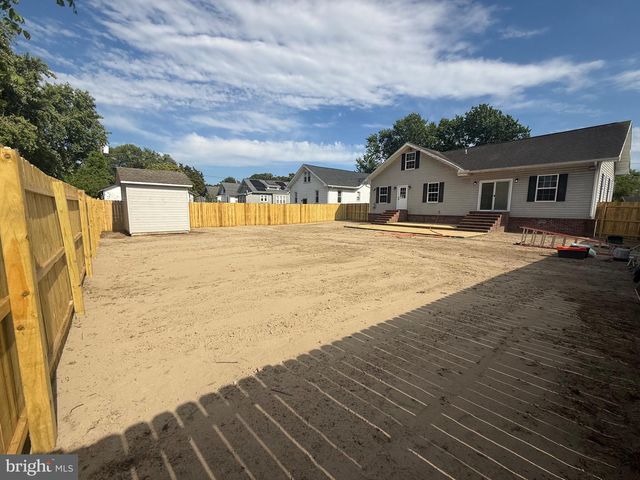 9 SPRUCE ST, Delmar, MD 21875