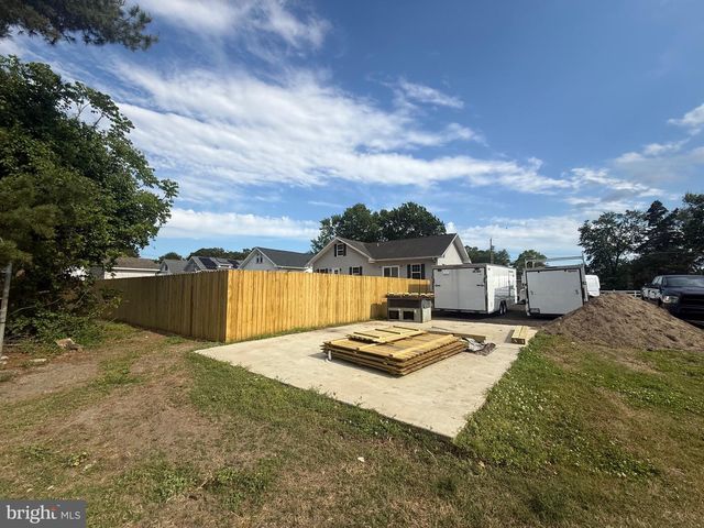 9 SPRUCE ST, Delmar, MD 21875