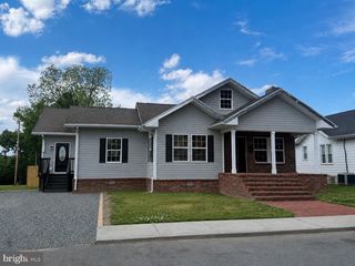 9 SPRUCE ST, Delmar, MD 21875