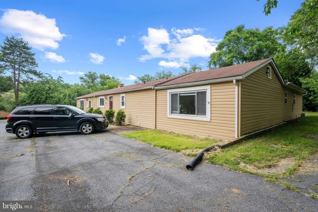 5520 CEDAR LN #A, Columbia, MD 21044