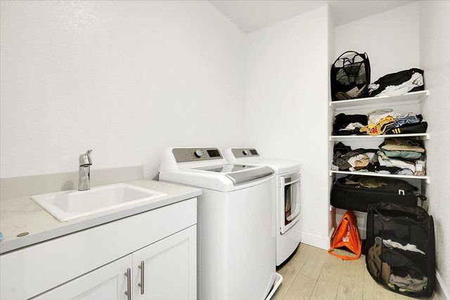 4032 Knobby Crest, Roseville, CA 95747