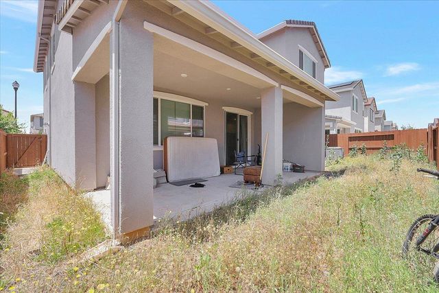 4032 Knobby Crest, Roseville, CA 95747