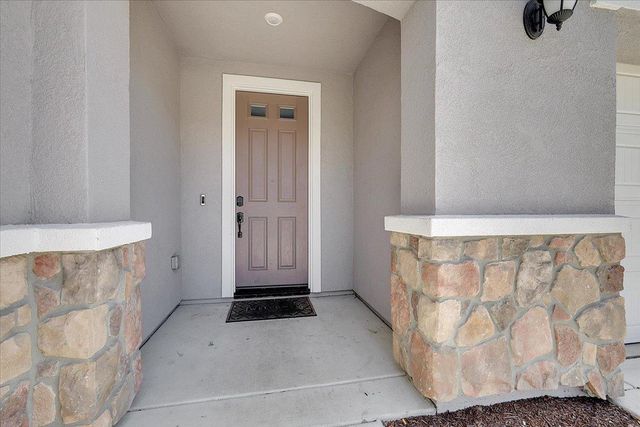 4032 Knobby Crest, Roseville, CA 95747