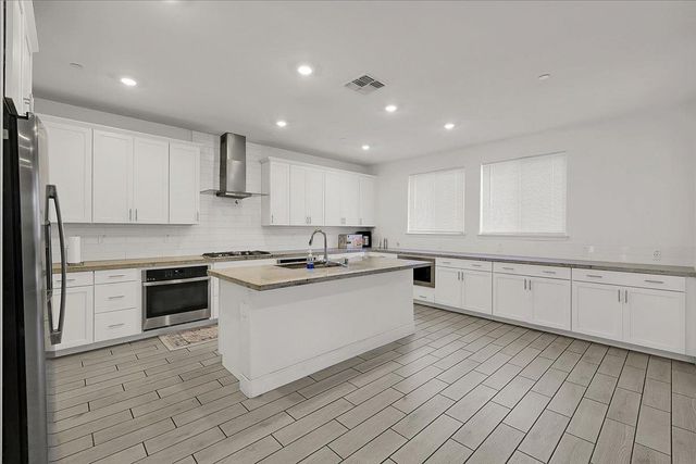 4032 Knobby Crest, Roseville, CA 95747