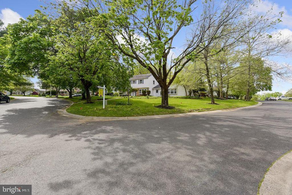 195 TIFFANY LN, Willingboro, NJ 08046