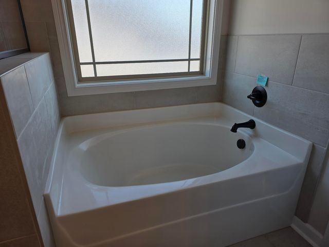 1147 Chagford Dr, Clarksville, TN 37043