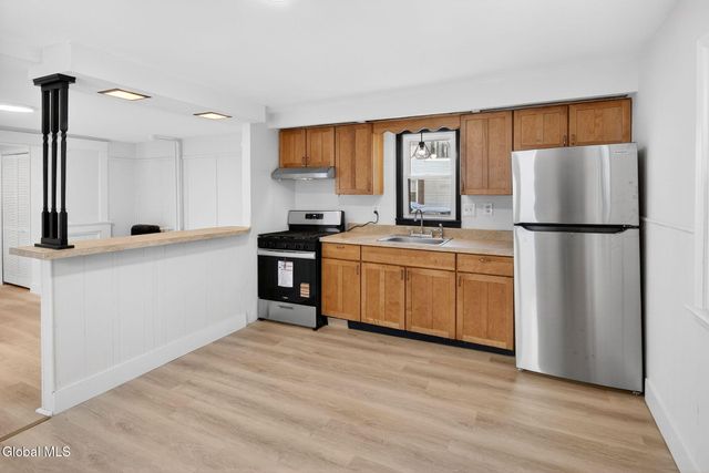 1512 Broadway, Rensselaer, NY 12144