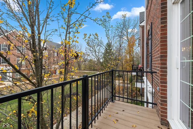 11725 Chant Lane Unit 5, Zionsville, IN 46077