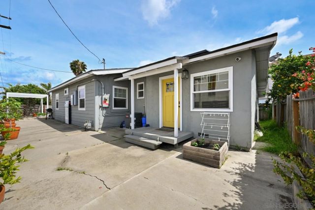 4094 Swift, San Diego, CA 92104