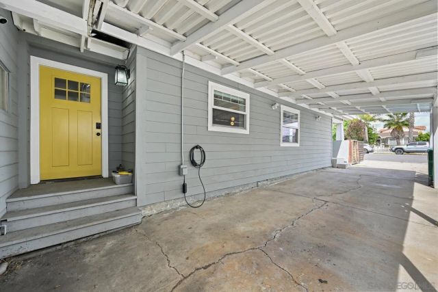 4094 Swift, San Diego, CA 92104