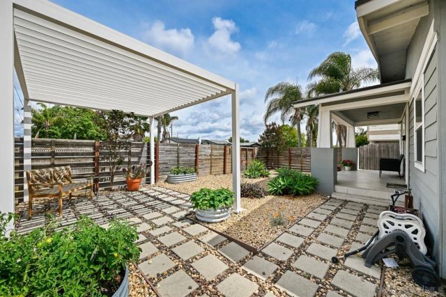 4094 Swift, San Diego, CA 92104
