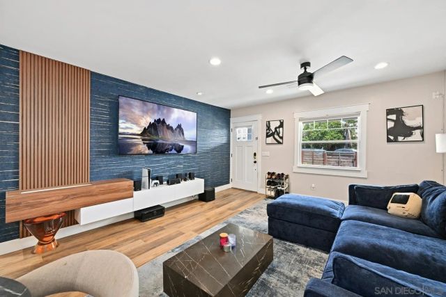 4094 Swift, San Diego, CA 92104