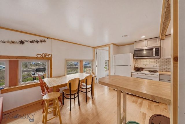 407 S 10th Avenue, Bozeman, MT 59715
