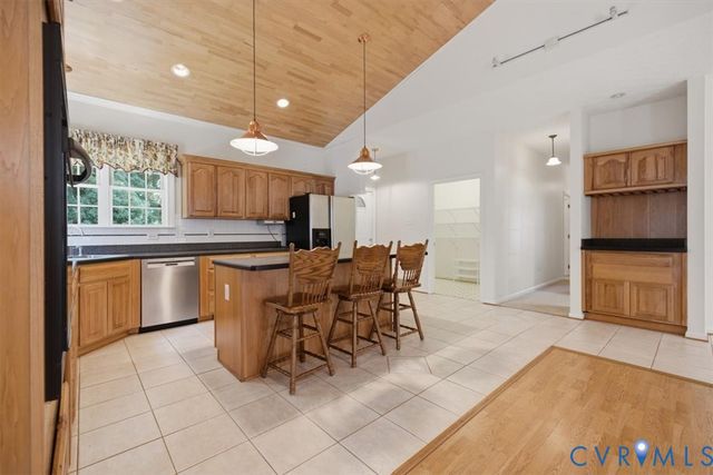 12600 Lilking Rd, Chester, VA 23831