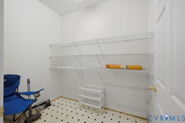 12600 Lilking Rd, Chester, VA 23831