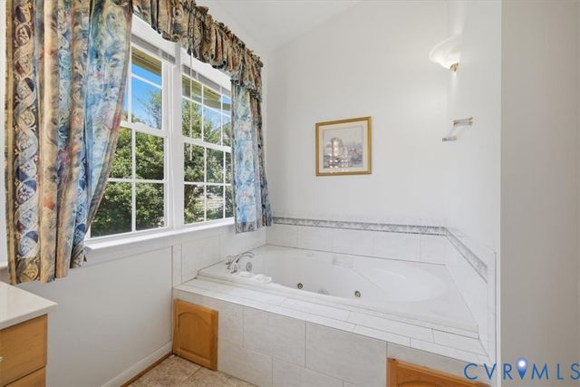 12600 Lilking Rd, Chester, VA 23831