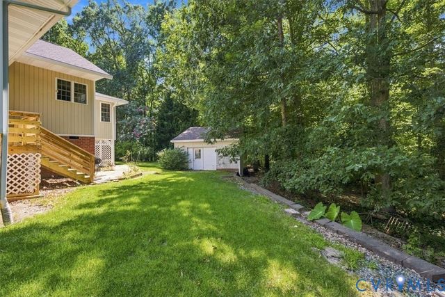 12600 Lilking Rd, Chester, VA 23831
