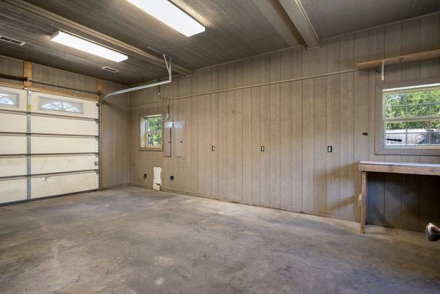 2232 N US HWY 59, Carthage, TX 75633